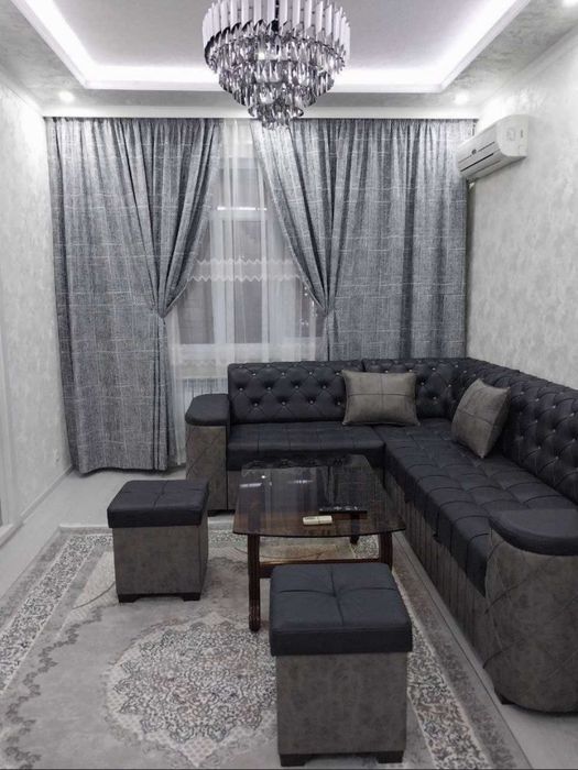 Yakkasaroy 1 xonali uy sоtiladi 2chi etaj  hamma sharoiti bor