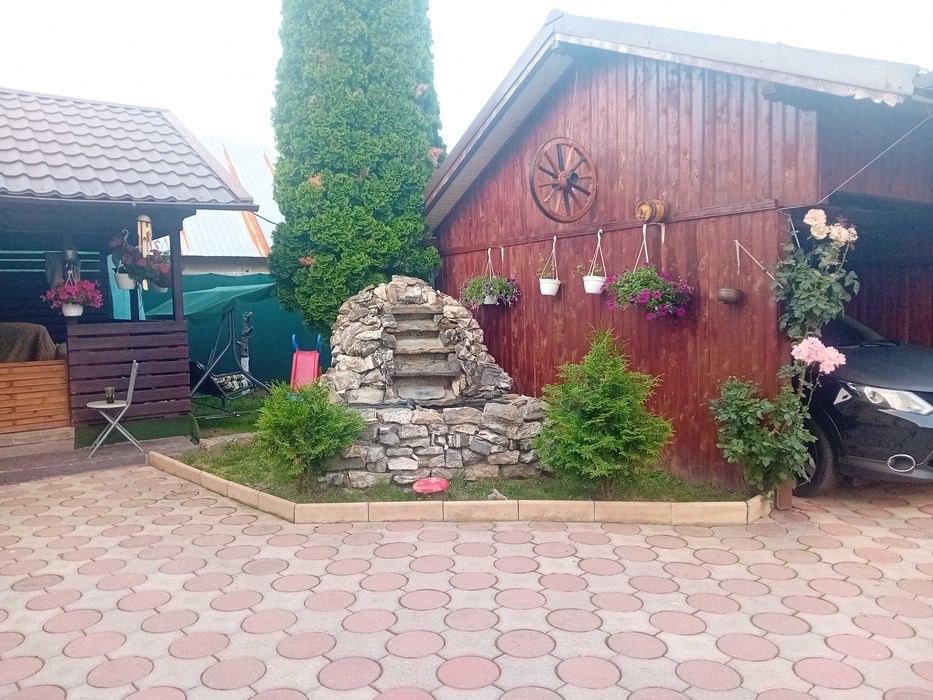Vand casa baicoi