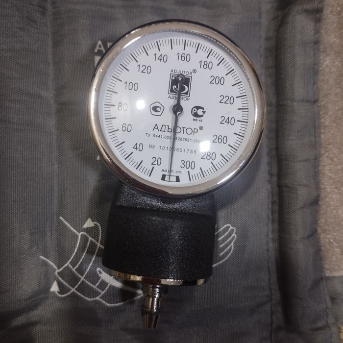 Тонометр механический