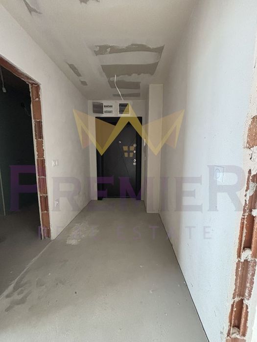 Продава се Тристаен апартамент в Варна, Победа - 102 кв.м за 2157 €/кв.м - Снимка #5