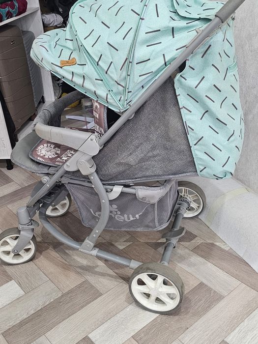 Продам детский коляска осень и лето хорошим состояние.