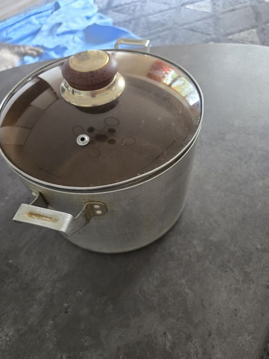 Кастрюля алюминиевая