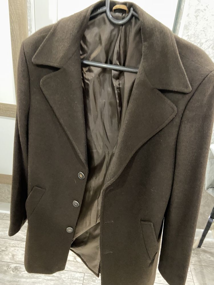Продам пальто мужское, идеальном состоянии.