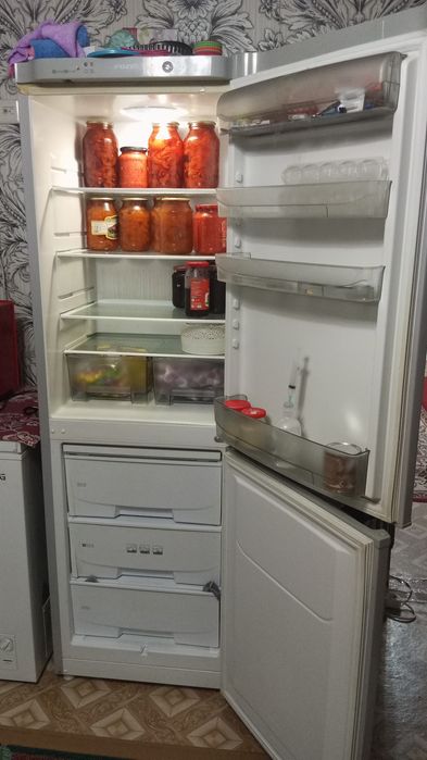 Холодильник сатылады