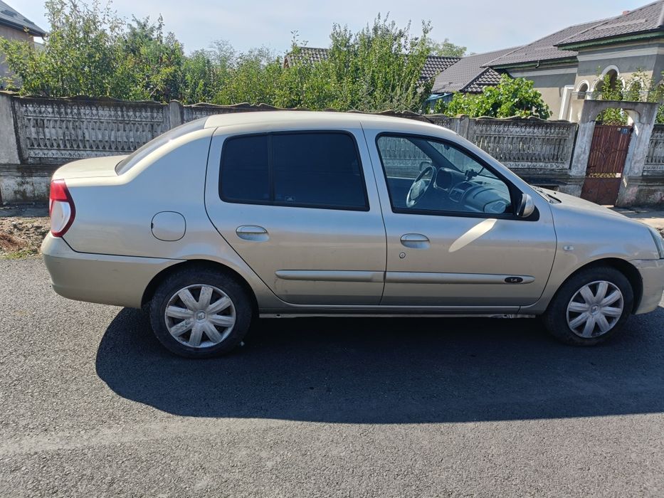 Renault simbol 1 4 benzina an 2009