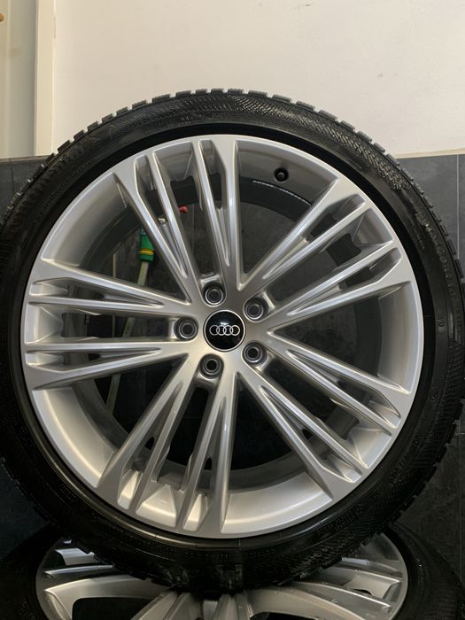 Jante NOI 20 ORIGINALE Audi A7 C8 Iarna Noi 255/40/20 A8 A6
