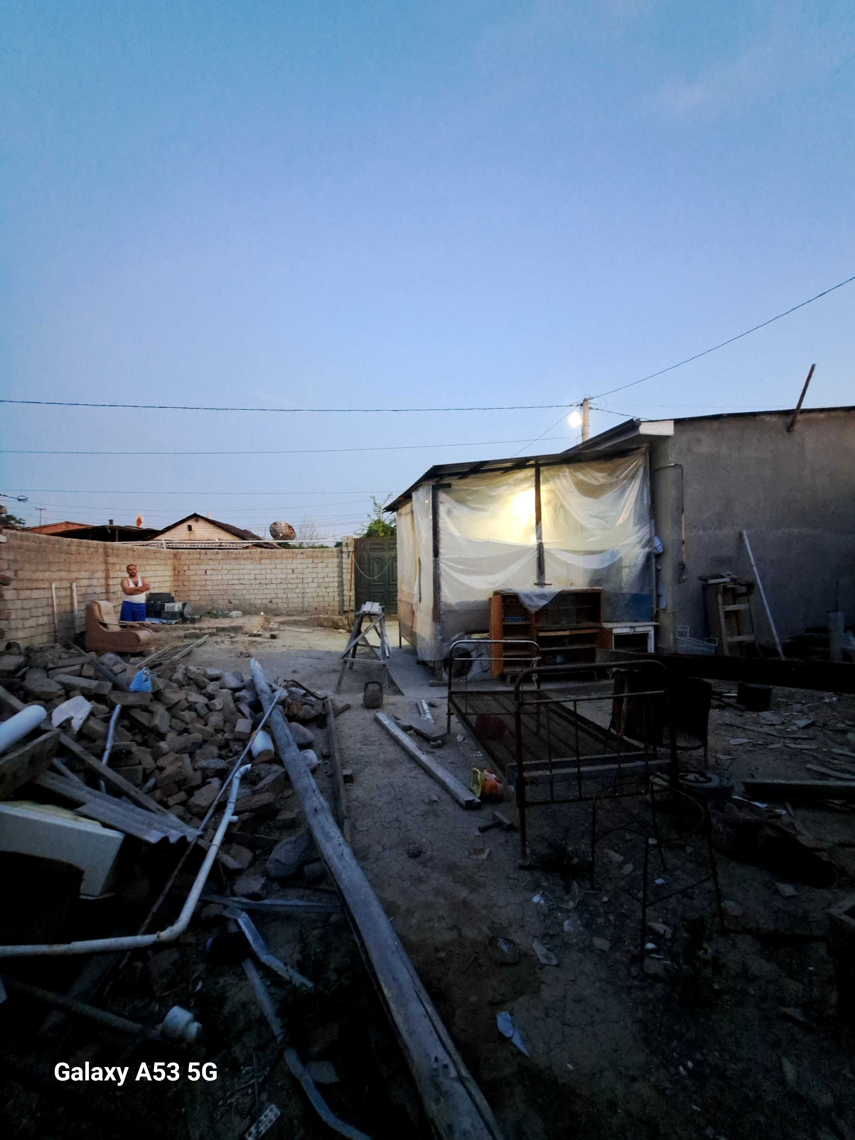 Uchaska sotiladi Yashnabod tumani Muxtor Ashrafiy Gijduvon ko'chasi.