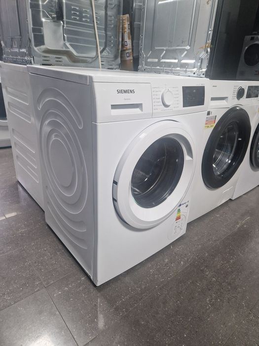 Пералня Siemens IQ300 8кг Чисто нова
