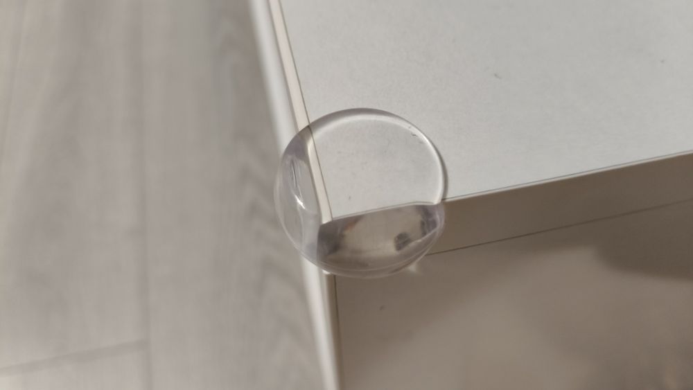 Protecții colțuri pentru bebeluși