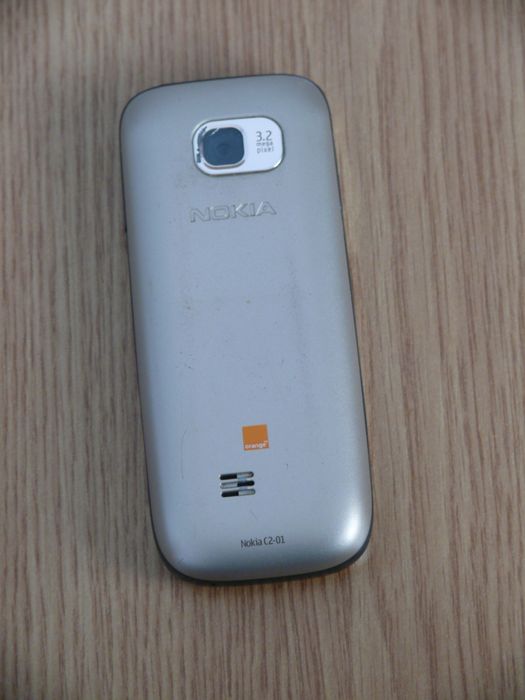 Mobil cu taste Nokia C2-01 codat Orange și cu toate accesoriile