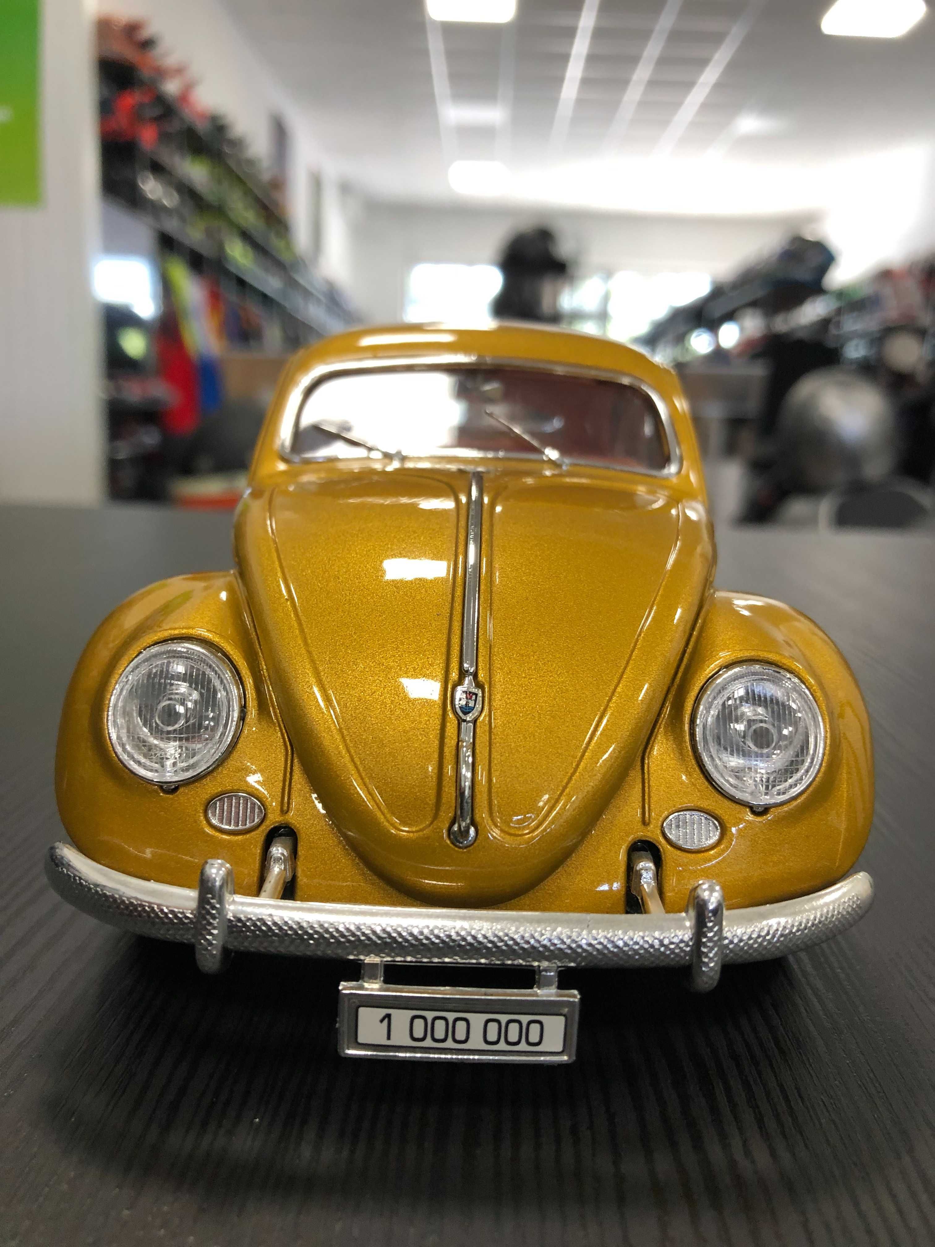 Метална колекционерска количка BBURAGO VW KAFER/BEATLE 1955 1:18 NEW
