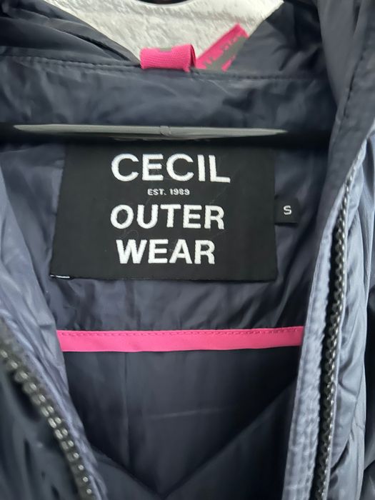 Нов дамски елек Cecil размер С