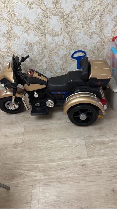 Десткий электричечкий мотоцикл