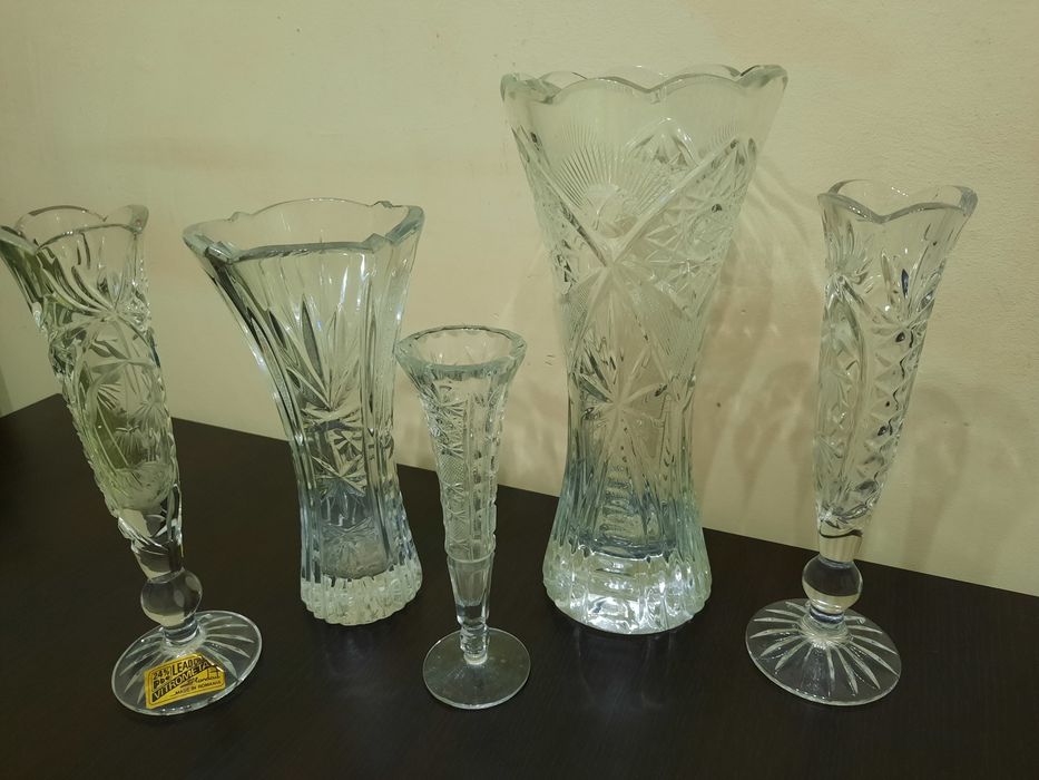 Cristal; vaze mici/mari, bomboniere, scrumiera, lebada, cosulete
