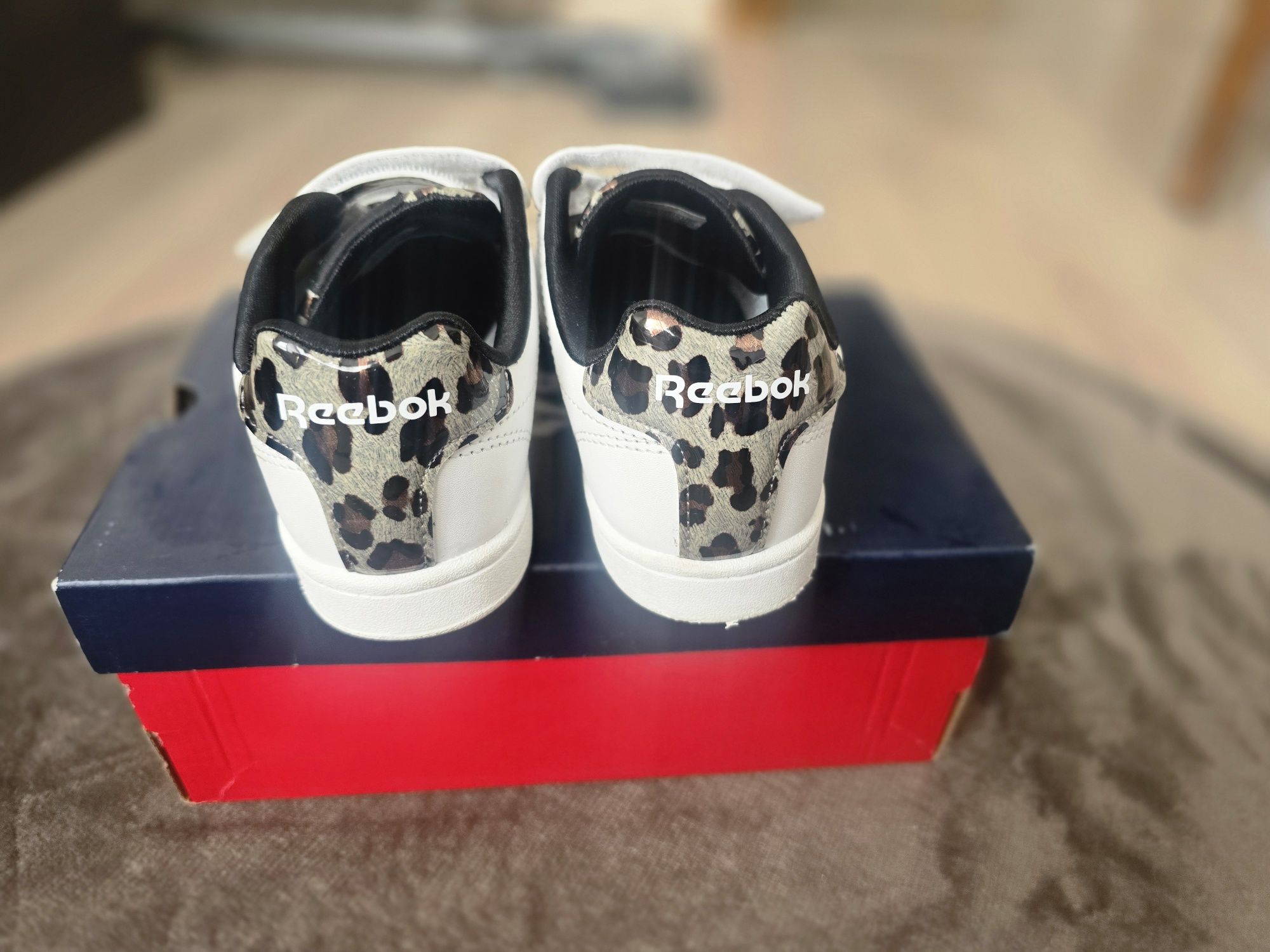 Reebok маратонки