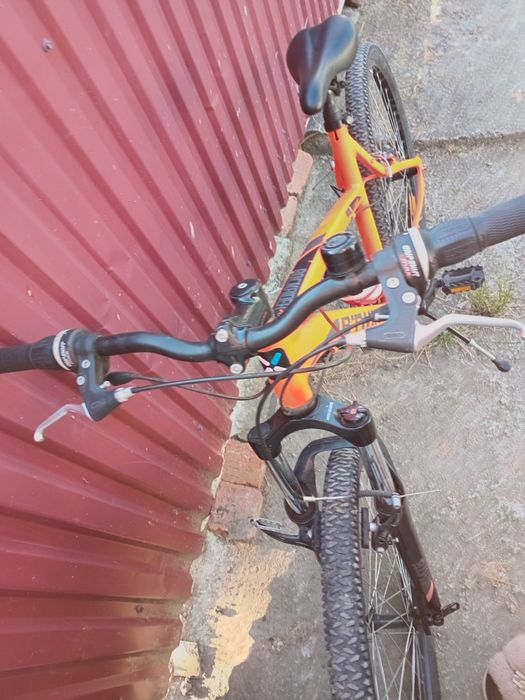 Bicicleta de vânzare