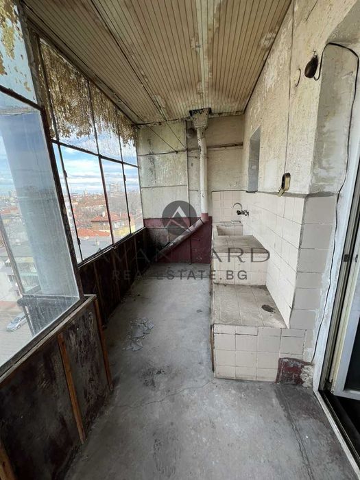 Продава се Тристаен апартамент в Пловдив, Център - 74 кв.м за 1283 €/кв.м - Снимка #9