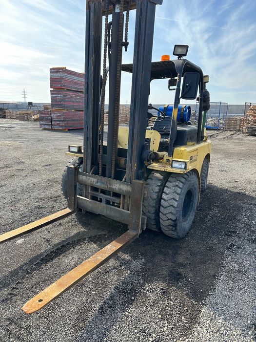 Vand stivuitor pe gaz, sarcina 4 tone, Hyster, roti duble