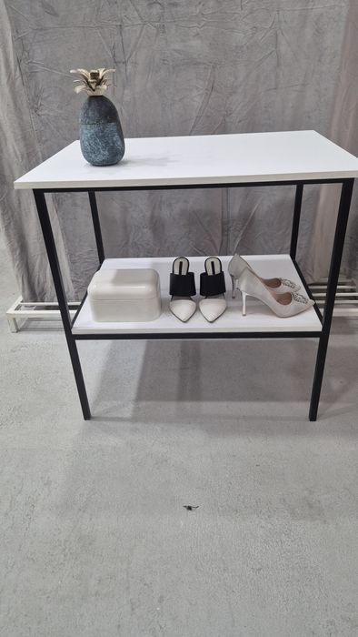 Стол, трюмо, торговое оборудование, полки, стеллаж