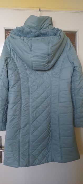 Дамско яке с качулка