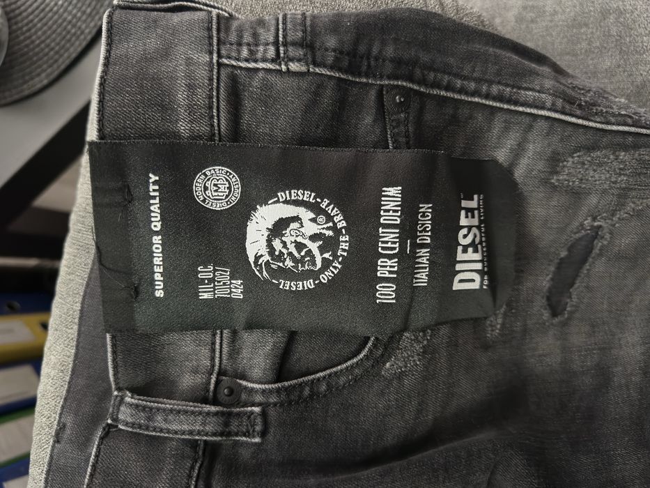 Дънки деним DIESEL състояние чисто ново