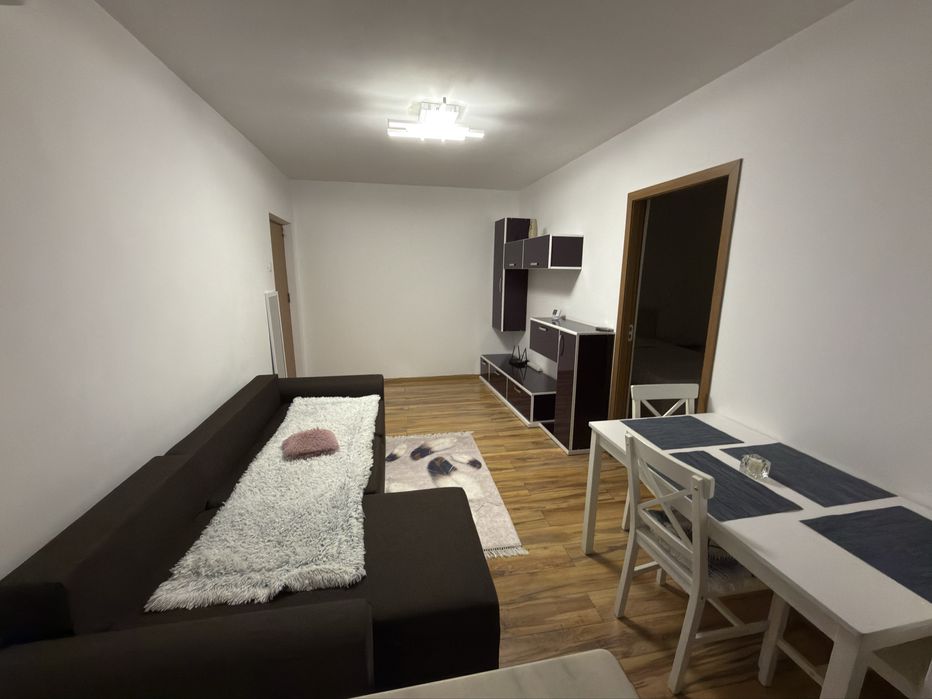 Inchiriez apartament 2 camere