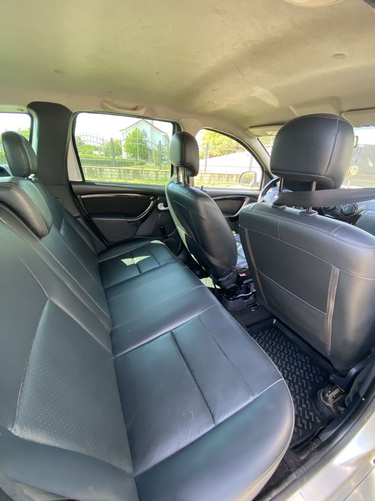 Dacia Duster 4x4,vand /schimb