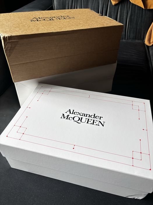 Adidasi Alexander McQueen