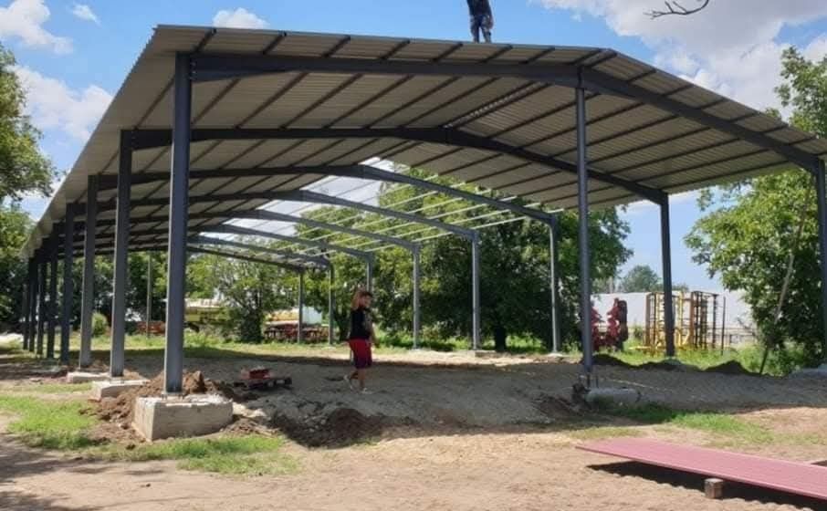 Vand structuri hale metalice