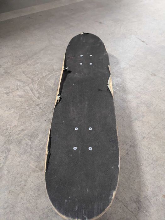 Скейтборд за момче и момиче