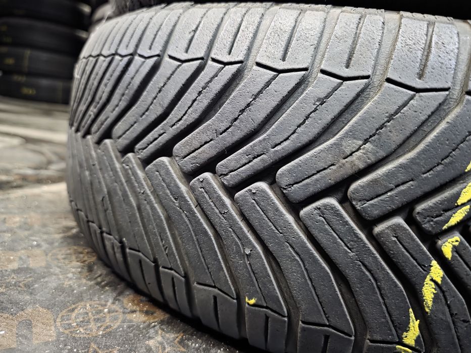 4бр Всесезонни гуми 185 60 15 -