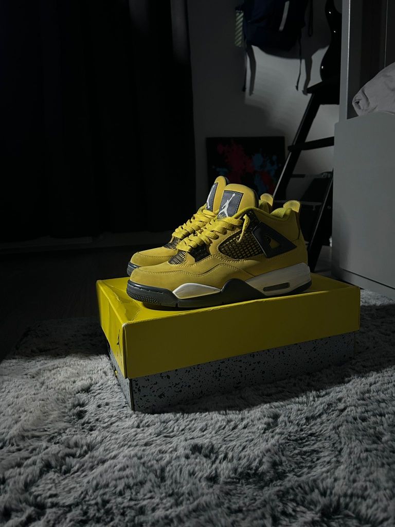 Nike jordan retro 4 lightning, marimea  40