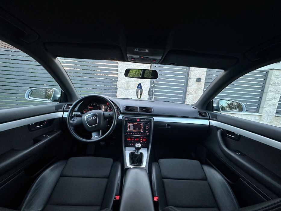 Audi A4 S-line plus, 170cp, navigatie, jante Rotor