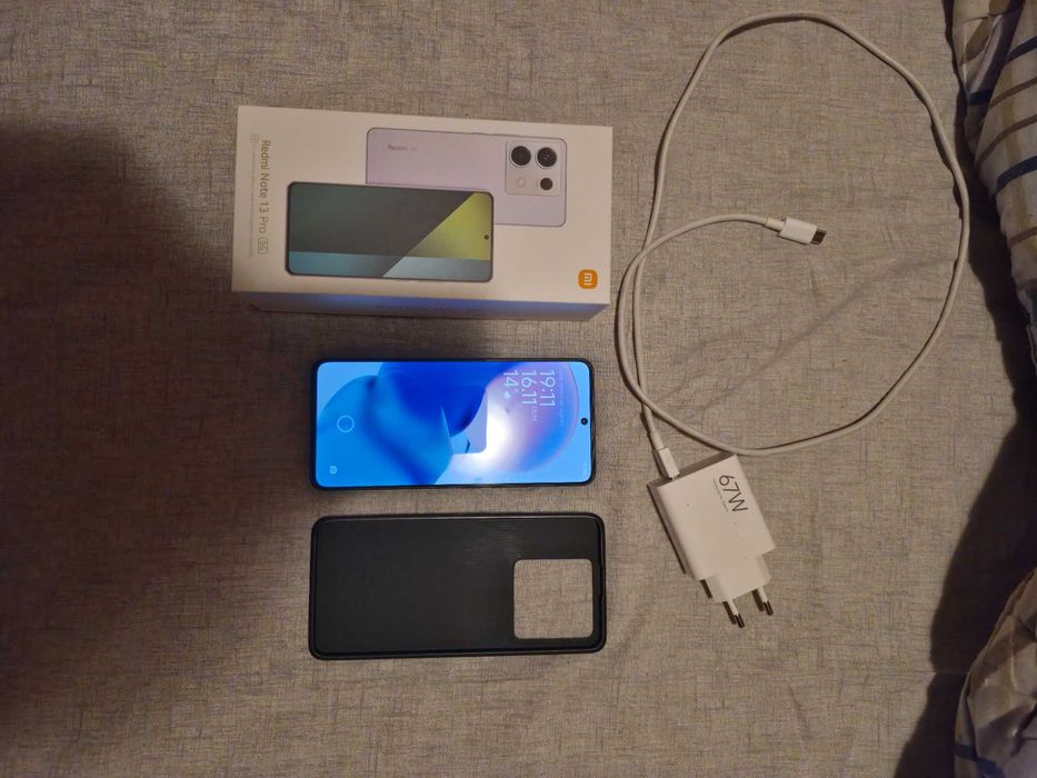 Vând Redmi Note 13 Pro 8gb Ram 256gb Rom