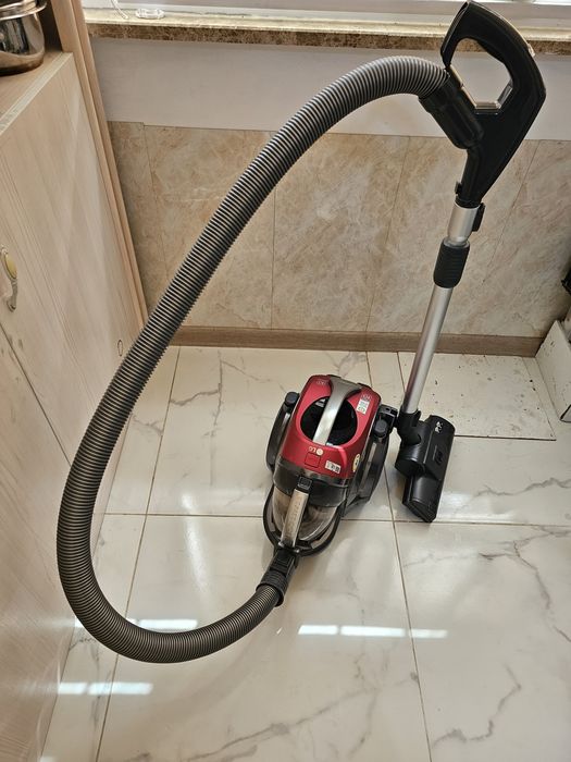 Срочео продам Пылесос