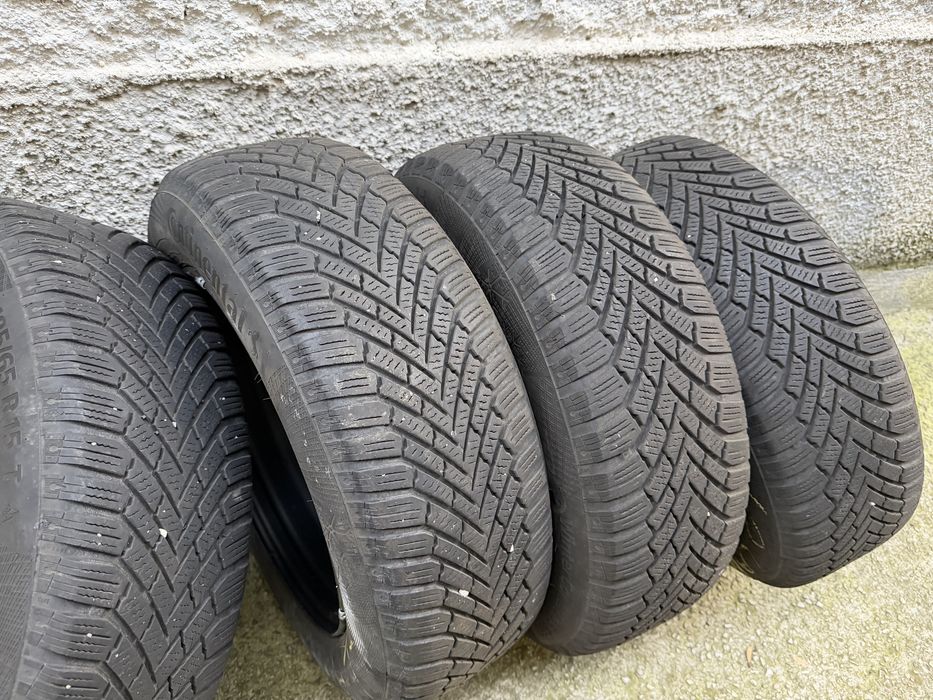 Jante cu anvelope Dacia logan  4x100 . 185/65/15 anv iarna noi