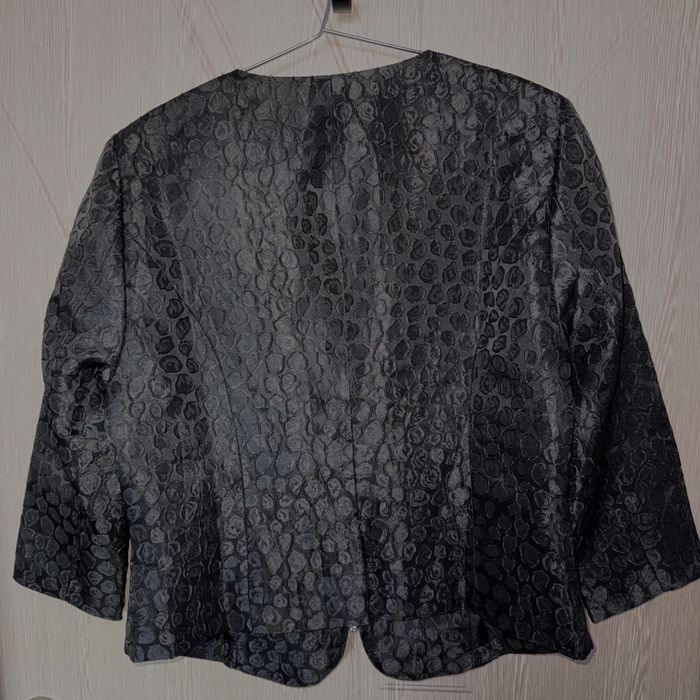 Сако с цип и 3/4 ръкави