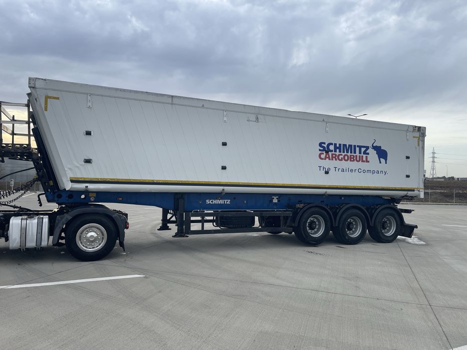 Semiremorca SCHMITZ