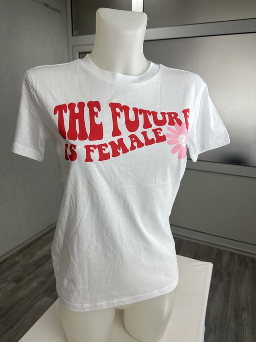 Дамски тениски с различни щампи