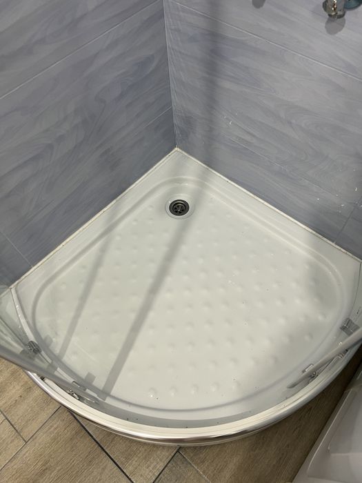 Cabina dus cu cadita si sifon 80x80 cm delta studio