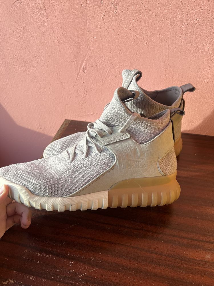 Adidas tubular сив 45 1/3