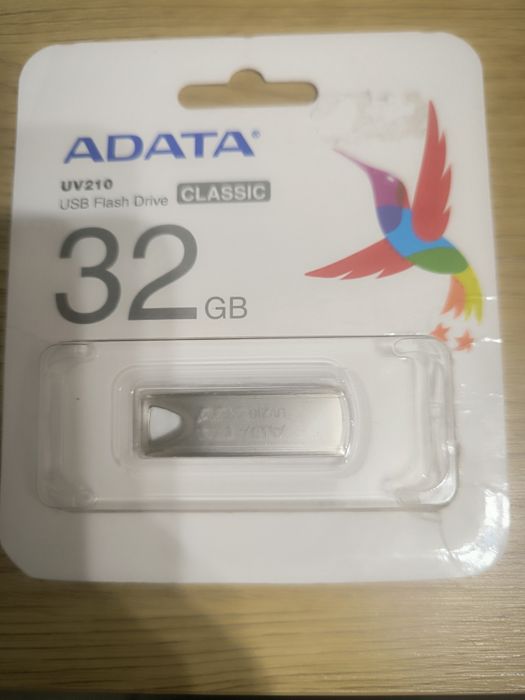 Флашка с памет 32 GB