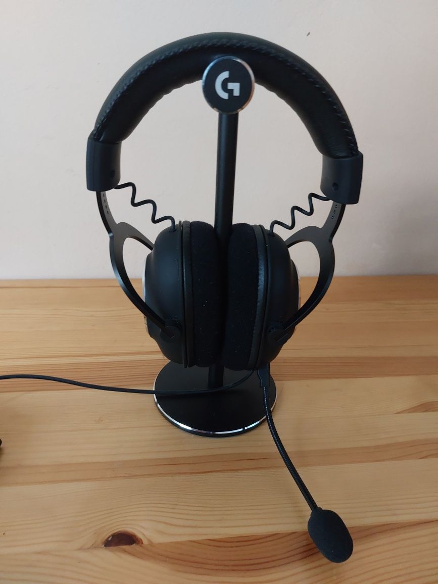Гейминг слушалки Logitech - PRO X и стойка, черни