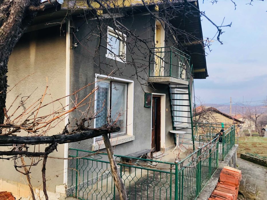 Продава се Къща в с. Ангелов, Област Габрово - 70 кв.м за 394 €/кв.м - Снимка #1