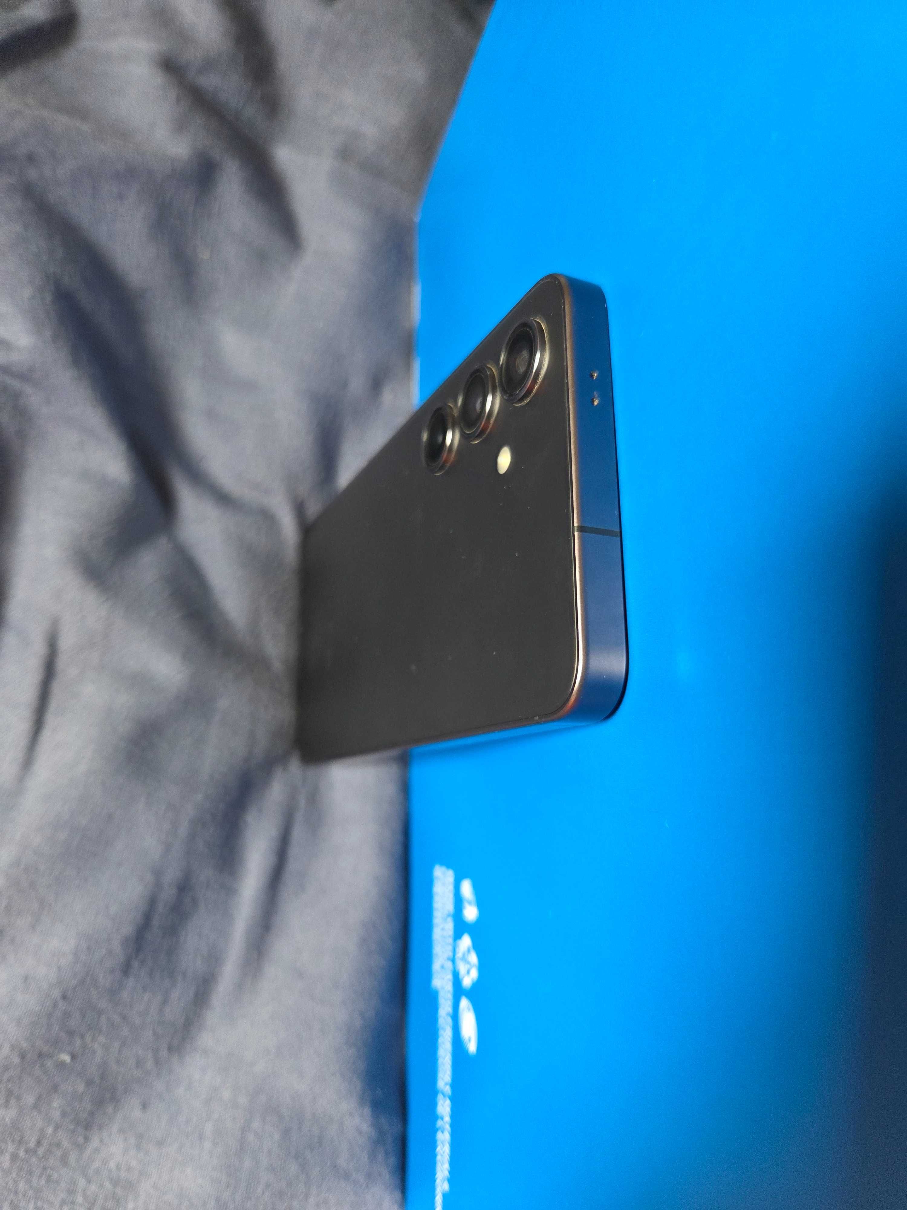 Samsung Galaxy S24 Неразличим от нов