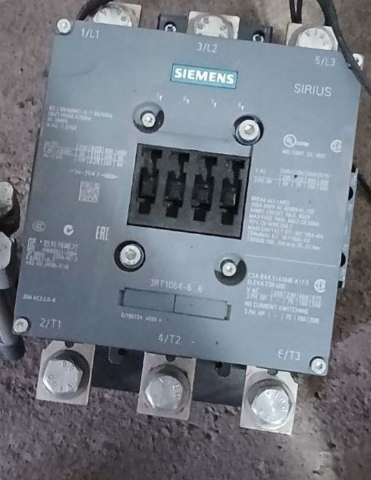 Контактор Siemens 3RT1064-6. АС-1 275А. АС-3 225А. 3П