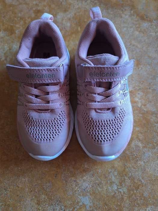 Vând adidași copii Elefanten24