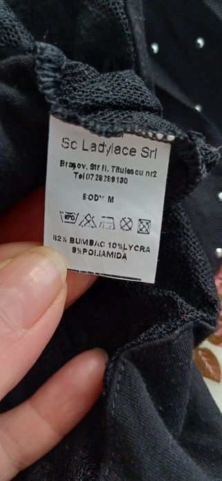 Body negru cu dantela