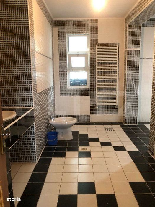 Oportunita!!!Casa individuala, P+1E+M, 250mp, teren 172mp, central Tar