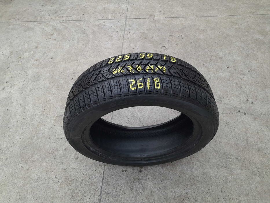 O anvelopa de iarna 225 50 18 pirelli sottozero 3 profil 7,8 mm